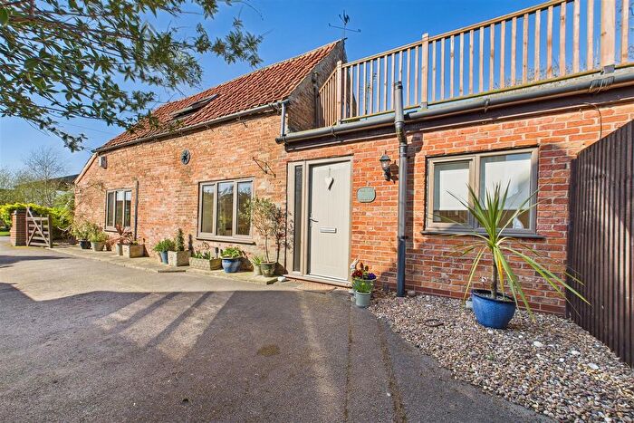 2 Bedroom Cottage For Sale In Main Street, Norton Disney, Lincoln, LN6