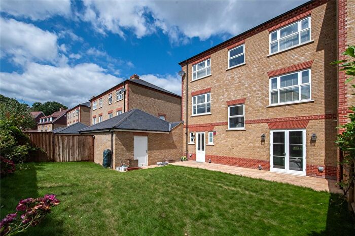 5 Bedroom Terraced House To Rent In Sassoon Drive, Trent Park, London, EN4