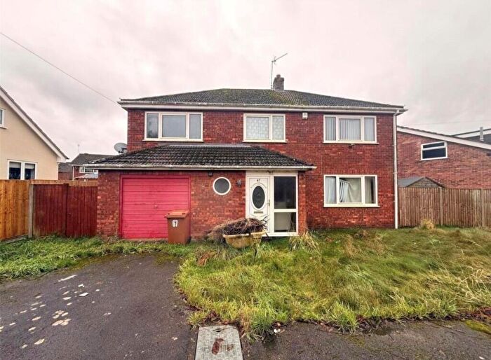 4 Bedroom Semi Detached House For Sale In Middlegate Road, Essex, PE20