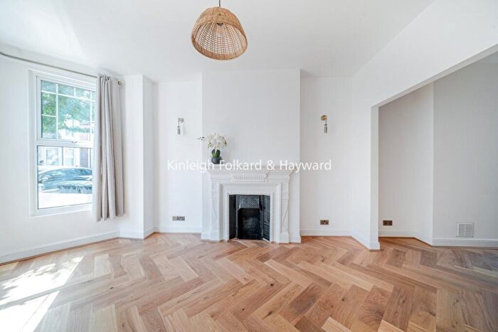 4 Bedroom Terraced House To Rent In Arcadian Gardens, London, N22