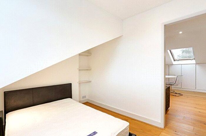 1 Bedroom Flat To Rent In Elsworthy Road, Primrose Hill, NW3
