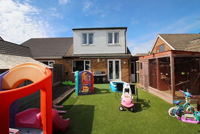 3 Bedroom Semi-Detached House For Sale In Oxton Drive, Oxton, Tadcaster, LS24