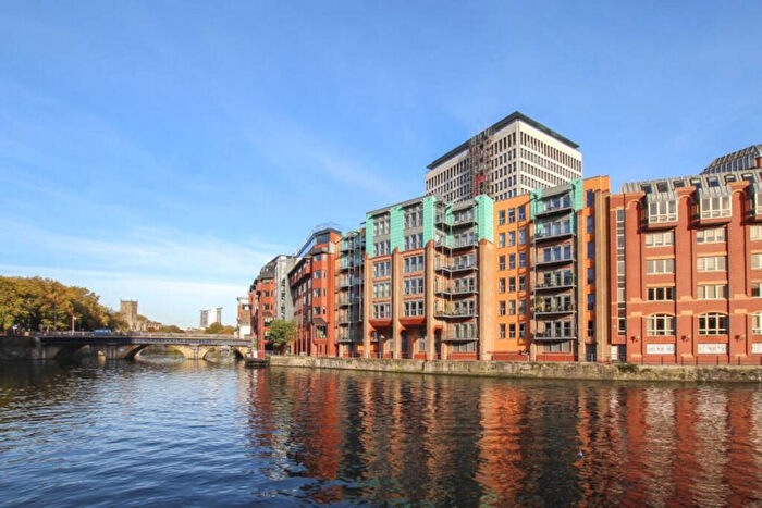 1 Bedroom Apartment To Rent In Redcliff Street, Bristol, BS1