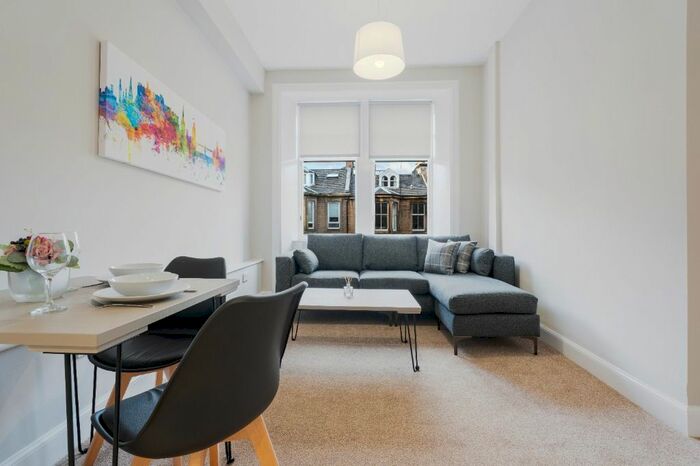 2 Bedroom Flat To Rent In Gilmore Place, Edinburgh, EH3