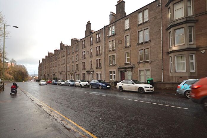 1 Bedroom Flat To Rent In Lochee Road, Lochee West, Dundee, DD2
