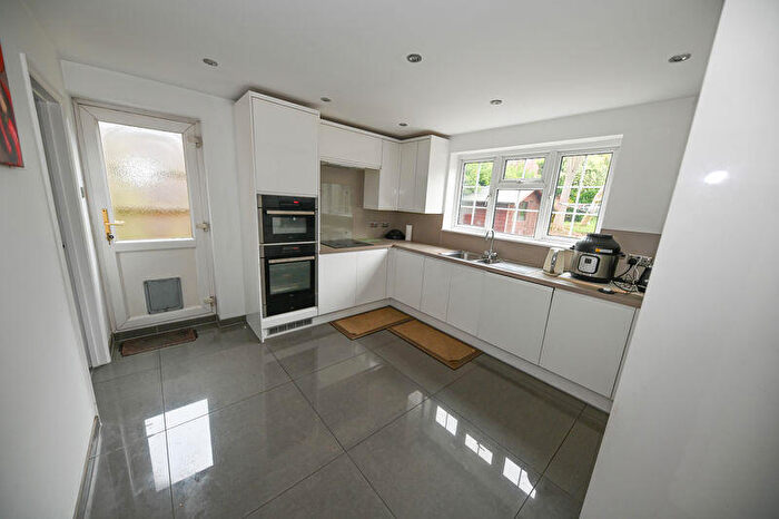 4 Bedroom Detached House To Rent In Heather Close, Waterlooville, PO7