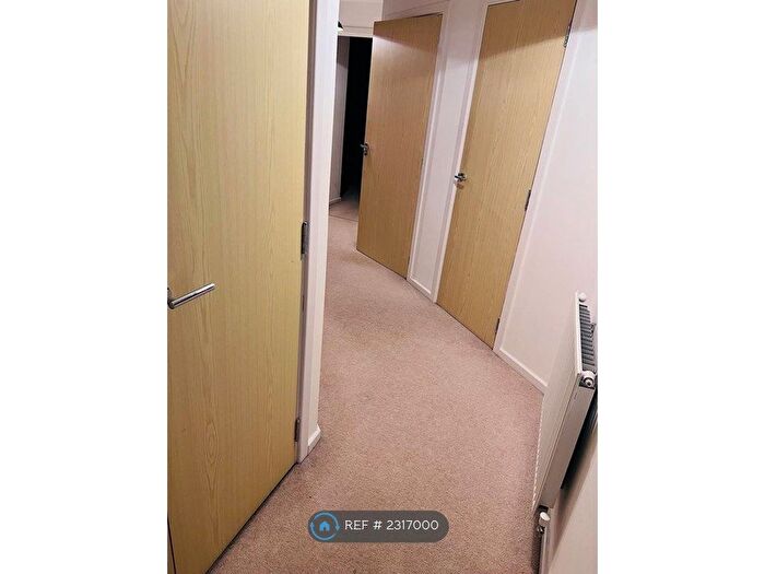 2 Bedroom Flat To Rent In Countess Way, Broughton, Milton Keynes, MK10