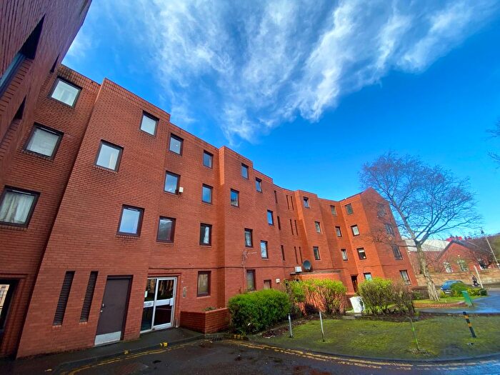 2 Bedroom Flat To Rent In New City Road, Garnethill, Glasgow, G4
