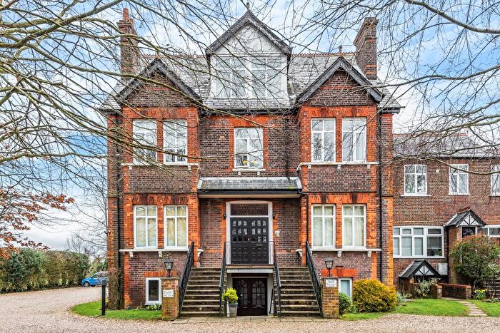 1 Bedroom Apartment To Rent In Bayman Manor, Chesham, HP5