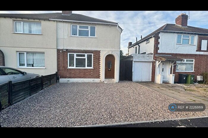 3 Bedroom Semi-Detached House To Rent In Kingston Avenue, Wigston, LE18