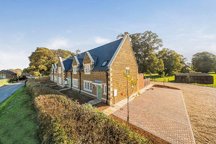 2 Bedroom End Of Terrace House For Sale In Plot, Park Row, Pickwell, LE14