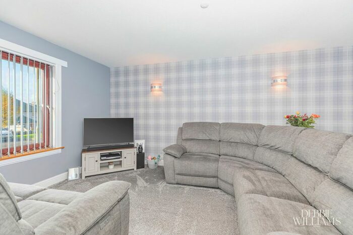2 Bedroom Flat For Sale In Craigard Road, Callander, FK17