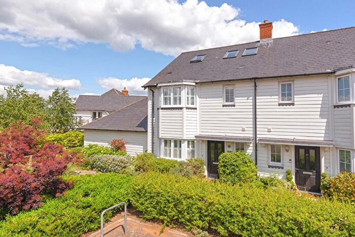 3 Bedroom End Of Terrace House For Sale In Tiffen Way, Kings Hill, ME19