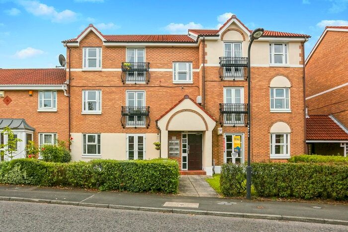 2 Bedroom Flat To Rent In Birkdale, Whitley Bay, Tyne And Wear, NE25