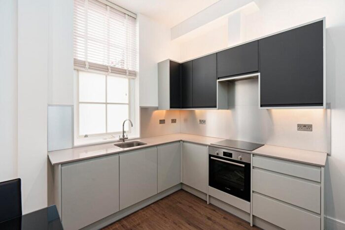2 Bedroom Flat To Rent In Ditchling Road, Brighton, BN1
