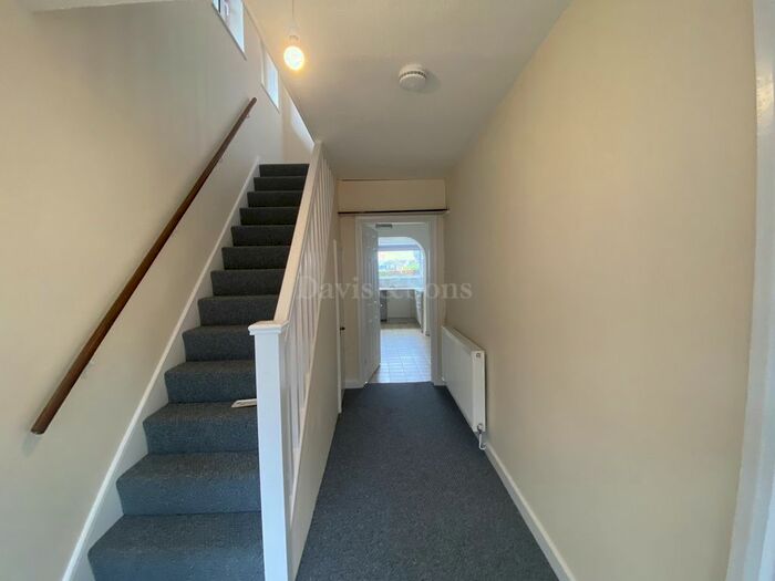 3 Bedroom Detached House To Rent In Plantation Drive, Croesyceiliog