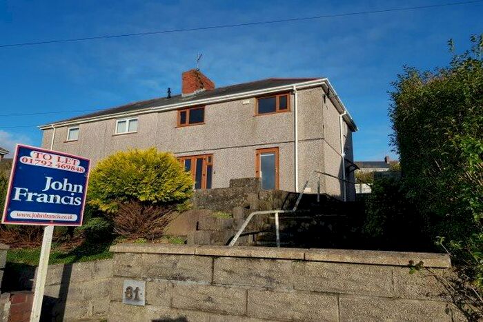 3 Bedroom Semi-Detached House To Rent In Pantycelyn Road, Swansea SA1