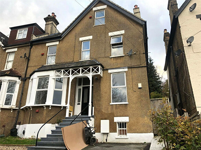 1 Bedroom Flat To Rent In Avondale Road, South Croydon, Surrey, CR2