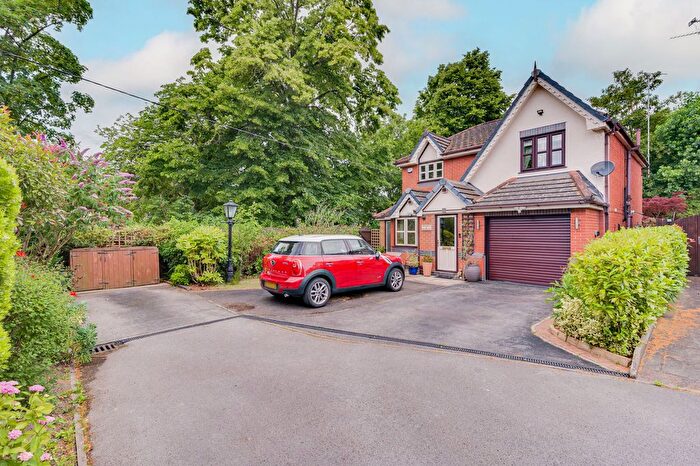 4 Bedroom Detached House For Sale In Mill Bridge Close, Crewe, CW1