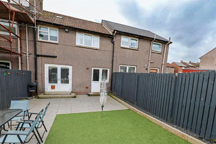 2 Bedroom Terraced House For Sale In Cullen Crescent, Kirkcaldy, KY2