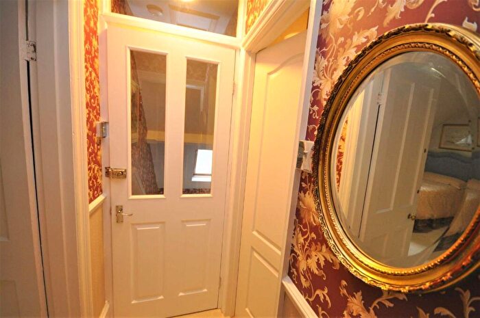 1 Bedroom Flat To Rent In Dale Street, Leamington Spa, CV32