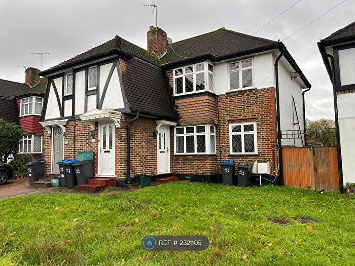 2 Bedroom Maisonette To Rent In Tudor Drive, Morden, SM4