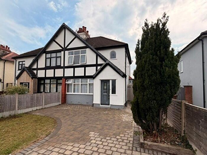 3 Bedroom Semi-Detached House To Rent In Blackpool Road, Lea, PR2