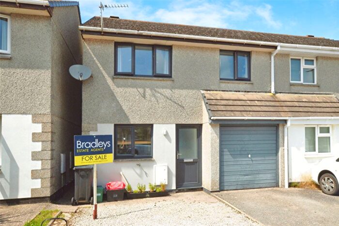 3 Bedroom Semi-Detached House For Sale In Crun Melyn Parc, Hayle, Cornwall, TR27