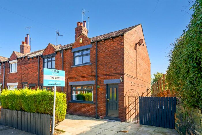 2 Bedroom Property To Rent In Stanhall Avenue, Stanningley, Pudsey, LS28