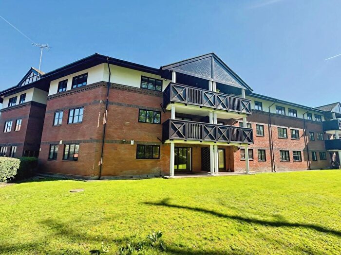 2 Bedroom Apartment For Sale In Booths Court, Hutton, Brentwood, CM13