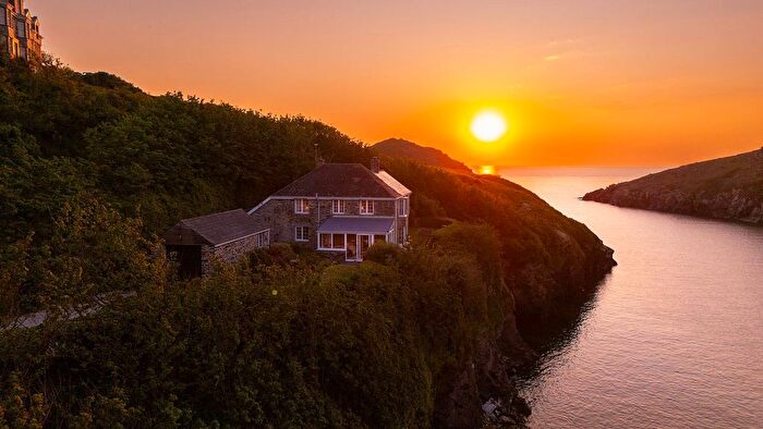 4 Bedroom Detached House For Sale In Port Quin, Port Isaac, PL29