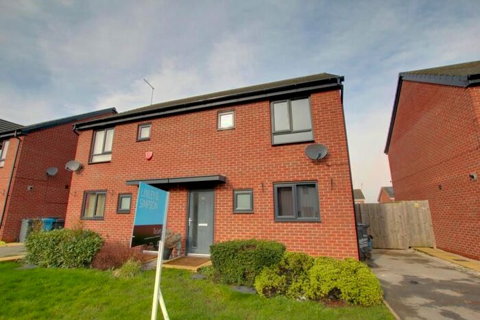 3 Bedroom Semi-Detached House To Rent In Callerton Street, Hull, HU3