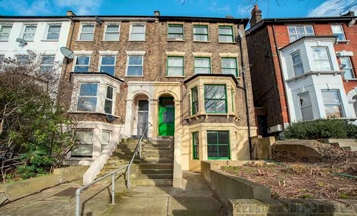 Studio To Rent In Thurlow Park Road, West Dulwich, London SE21