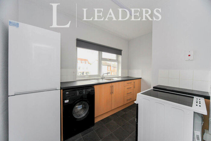 2 Bedroom Flat To Rent In North Street, Leighton Buzzard -, LU7