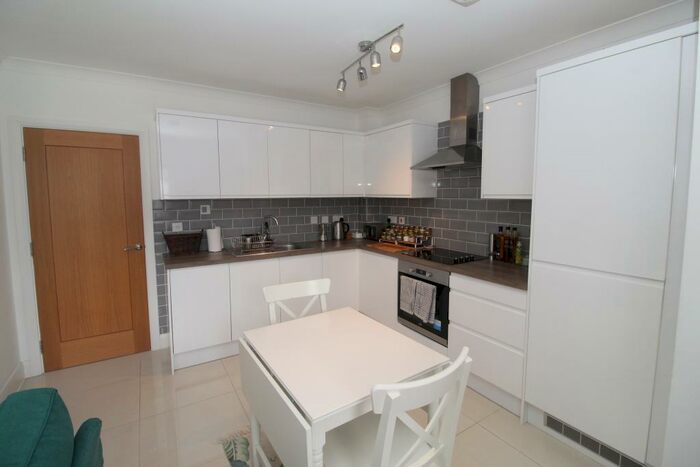 2 Bedroom Flat To Rent In Benedict Court, Bronllwyn, Pentyrch, CF15