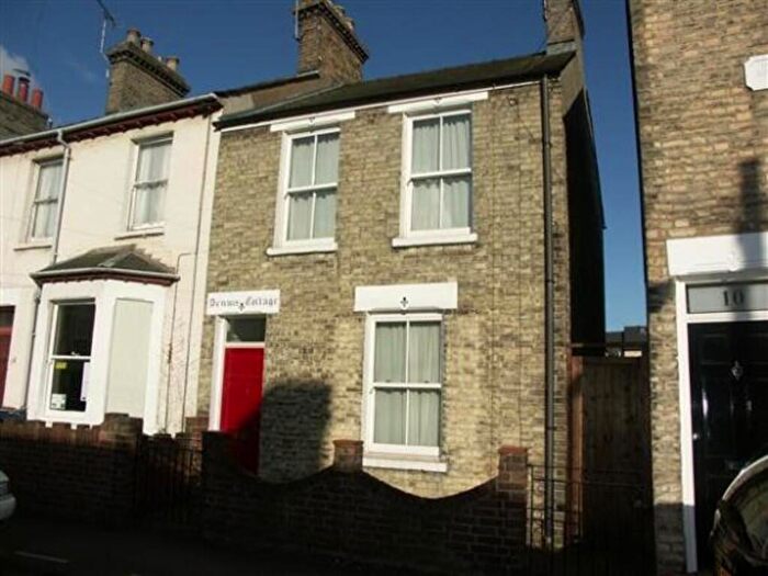 2 Bedroom End Of Terrace House To Rent In Sedgwick Street, Cambridge, CB1