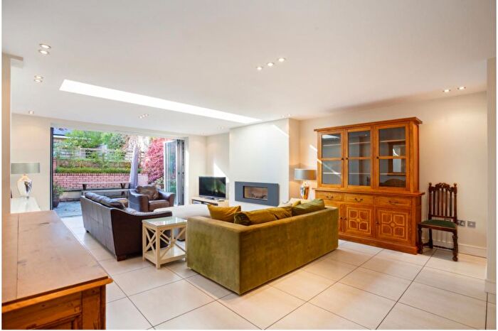 4 Bedroom Terraced House To Rent In Somerset Road, Wimbledon, SW19