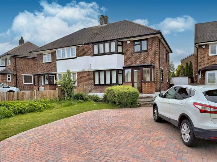 3 Bedroom Semi-Detached House To Rent In Honeybourne Way, Petts Wood, Orpington, BR5