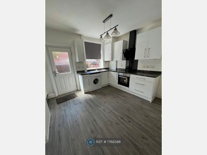 2 Bedroom Terraced House To Rent In Park View Avenue, Ashton-On-Ribble, Preston, PR2