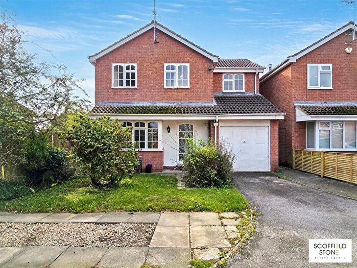 4 Bedroom Detached House For Sale In Woodmans Croft, Hatton, DE65