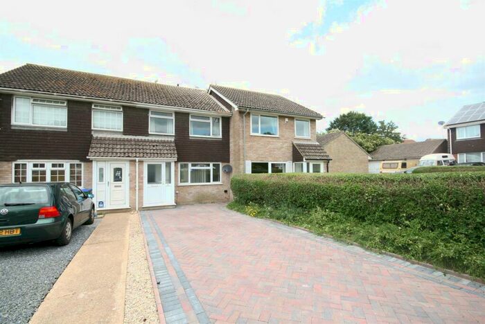 3 Bedroom Terraced House To Rent In Stanley Road, Peacehaven, BN10