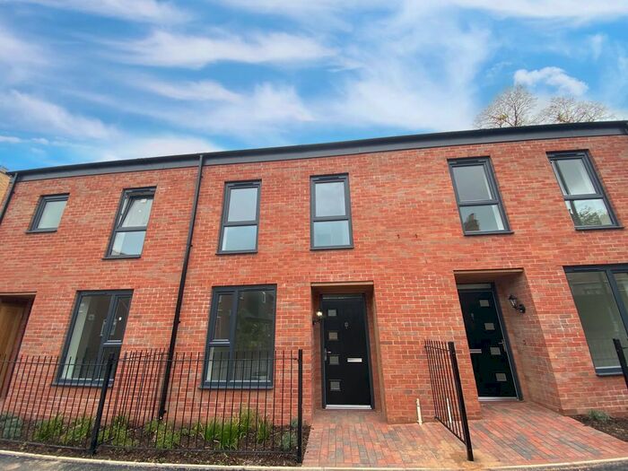 2 Bedroom Town House To Rent In Liversage Road, Derby, DE1