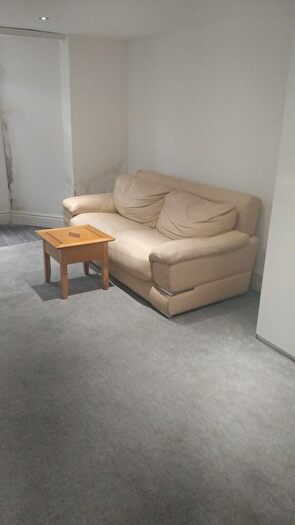 1 Bedroom Flat To Rent In Blackburn Road, Bolton, BL1