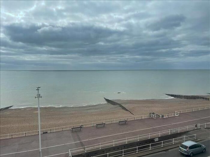 2 Bedroom Maisonette To Rent In Marina, St Leonards On Sea, TN38