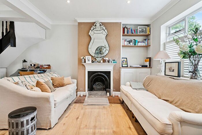 2 Bedroom End Of Terrace House To Rent In Furness Road, Fulham, SW6