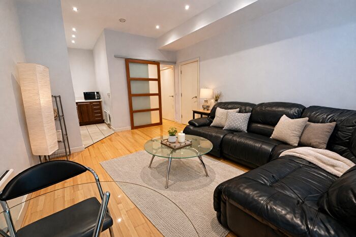 1 Bedroom Flat For Sale In Joiner Street, Manchester, M4