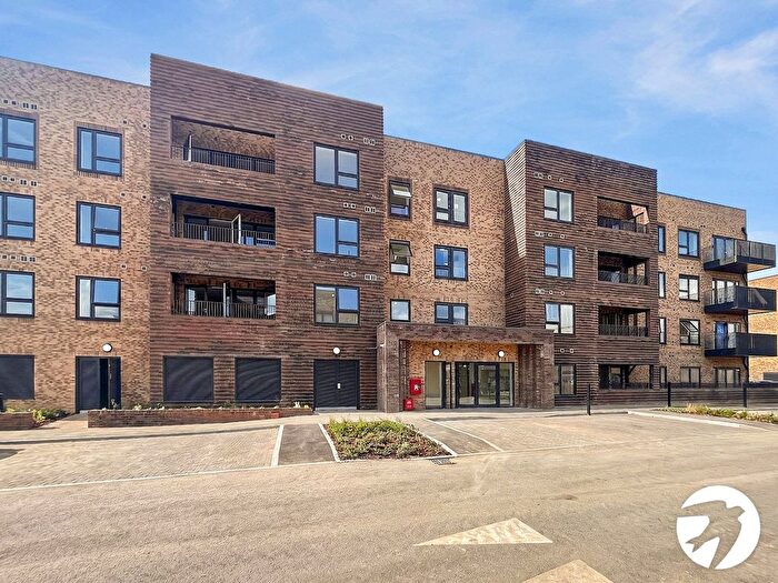 1 Bedroom Flat To Rent In Adit Road, Erith, DA8