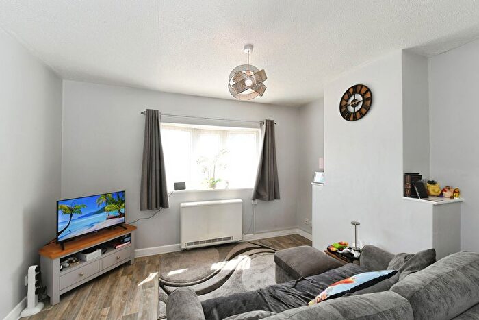 2 Bedroom Terraced House For Sale In Park An Pyth, Penzance, Cornwall, TR19