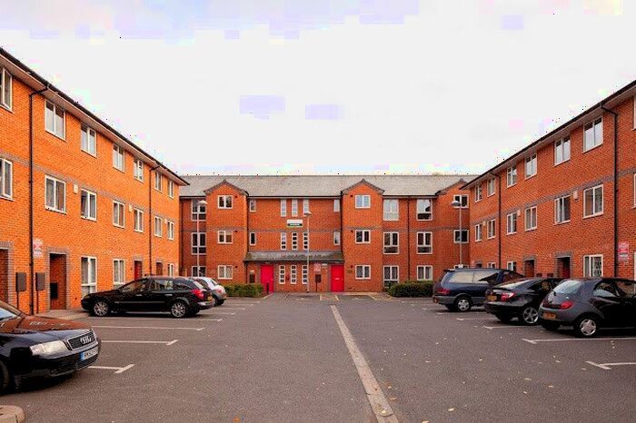 4 Bedroom Terraced House To Rent In , Brookside, Derby, DE1