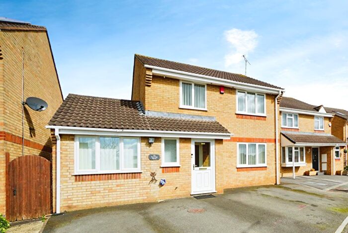 3 Bedroom Detached House For Sale In Torridge Mead, Taunton, Somerset, TA1